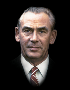 The-Master_websiteportrait The-Master_websiteportrait